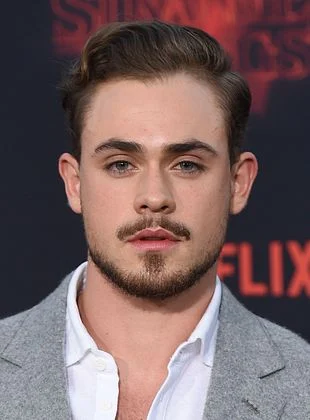 dacre montgomery height